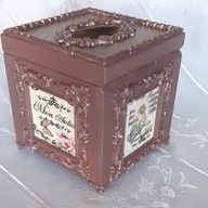 Drewniany chustecznik w kolorze brudny róż