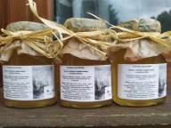 SYROP Z MŁODYCH PĘDÓW SOSNY I IMBIRU 390 ML ZGODNY Z NATURĄ DOMOWY