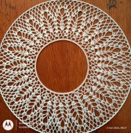 Serwetka .szydełk.na obręczy met.40 cm