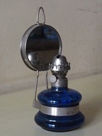 Stara lampka naftowa.