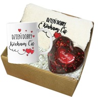 ZESTAW PREZENTOWY NA WALENTYNKI – KUBEK RĘCZNIK BOX DLA NIEJ LUB NIEGO