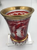 Wazon , rubinowe szkło . Wittig cristal ze zlotym obrzeżem.