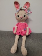 KRÓLINKA pluszak maskotka króliczek w różowej sukience szydełko 40 cm