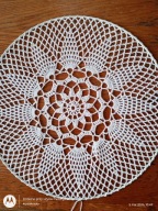 Serwetka .szydełk.na obręczy met.30 cm