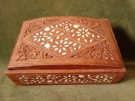 Stara wschodnia szkatułka na biżuterię - drewno egzotyczne