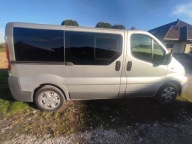 RENAULT TRAFIC 9-osobowy