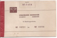 KSIĄŻECZKA CZEKOWA VOLKSBANK HANNOVER Z LAT 70-TYCH.