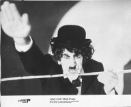 JAN KOBUSZEWSKI fotografia fotos film MIŁOŚĆ CI WSZYSTKO WYBACZY 24x30