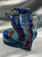 Piękny szklany wazon w kształcie buta