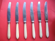 NOŻE OBIADOWE Biały BAKELIT jak KOŚĆ SŁONIOWA : : : : komplet 6 sztuk ..!!!