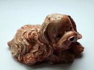 Mały śliczny piesek,- ozdoba, figurka