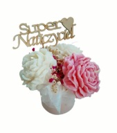 Świeczki w kształcie piwonii w bukiecie podziękowanie dla nauczyciela