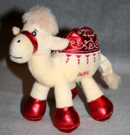 ORYGINALNA MASKOTKA PLUSZOWA ZABAWKA DUBAJ WIELBŁĄD ZAWIESZKA NA PREZENT