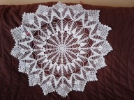 Śliczna serweta z grubych nici bawełnianych - średnica 62 cm !!