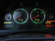 Licznik VOLVO V70 II, S60, XC70, S80 I, XC90, benzyna , automat 8673259