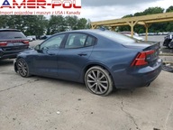 Volvo S60 2019 Volvo S60 T6 AWD Momentum 2.0 Benzyna 200KM