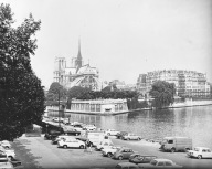 PRZYGODA Z PIOSENKĄ Bareja fotos Paryż Katedra Notre Dame garbus volkswagen