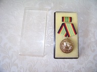 Medal Für treue Dienste NVA złoty.