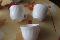 ZESTAW 3 FILIŻANKI BIAŁE