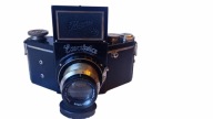 EXAKTA VP MODEL B z jasnym TESSAREM .