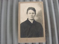 Kołomyja / Ukraina - stare zdjęcie kartonikowe z 1919 r - kobieta