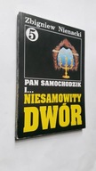 PAN SAMOCHODZIK I ... NIESAMOWITY DWOR t. 5 - Zbigniew Nienacki