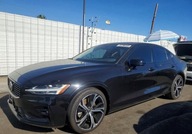 Volvo S60 Auta z USA - Zapytaj o wiecej ofert 2.0 Benzyna 250KM