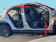 TOYOTA YARIS CROSS 1.5 HYBRID 2024 PRÓG BOK SŁUPEK POSZYCIE ĆWIARTKA PRAWA