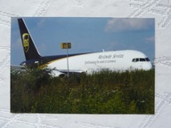 PYRZOWICE SAMOLOT NA LOTNISKU