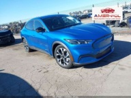 Ford Mustang Mach-E Select, 2025r. Elektryczny 264KM