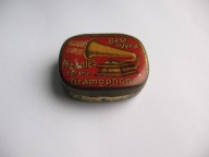 Przedwojenne NIEUŻYWANE IGŁY DO PATEFONU W METALOWYM PUDEŁECZKU