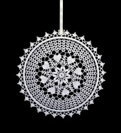 Zawieszka ozdoba na okno szydełkowa 22cm biała (Z157)