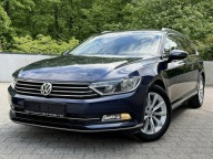Volkswagen Passat Highline Virtual Kamera ACC Navi
