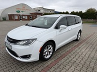 Chrysler Pacifica , 8 osób