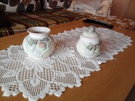 Bardzo ładny komplet - wazonik i cukiernica !!