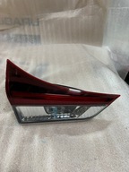 LAMPA LEWA TYŁ TYLNA W KLAPE TOYOTA AURIS II LIFT