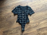 Czarne body stringi biała kratka guziczki