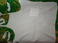 Fartuch zapaska z haftemi biały wiazany na szyi ML