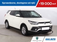 SsangYong XLV 1.6 e-XGi, Salon Polska