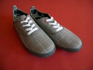 Nowe buty firmy FIRETRAP, rozmiar 42