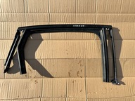 USZCZELKA SZYBY DRZWI LEWA TYLNA RENAULT ARKANA 19- r. 823310845R