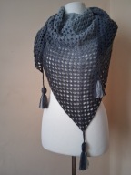 Chusta ręcznie robiona na szydełku, szer.145cm x wys. 80cm, akryl,wełna,K2