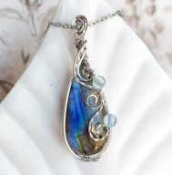 Naszyjnik z labradorytem, łezka, kamień naturalny w srebrnej stali