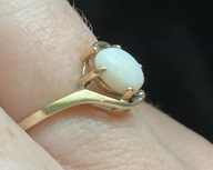 ZŁOTY PIERŚCIONEK - NATURALNY OPAL