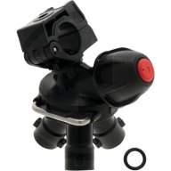 Potrójne mocowanie rozpylacza ARAG, D: rura-Ø 1/2" mm, F