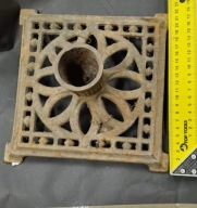 zabytkowy STOJAK do choinki żeliwo