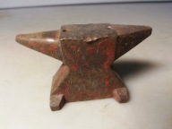 Stare kowadełko zegarmistrzowskie jubilerskie waga 0,44 kg