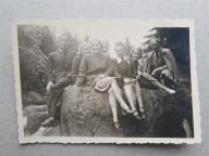 PRL kobiety na kamieniu góry 50/60te (1950b)