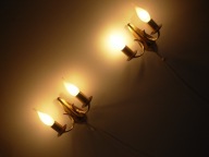 EFEKTOWNE DELIKATNIE UROCZE KINKIETY LAMPKI