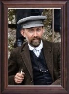 Obraz Henryk Hryniewski portret w drewnianej ramie ze szkłem